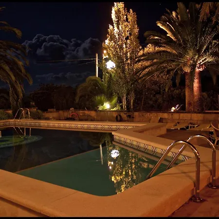 Guest house Fonda Palmeras Font de sa Cala