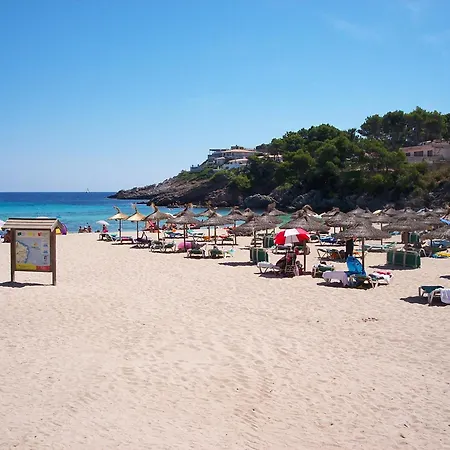 Fonda Palmeras Font de sa Cala
